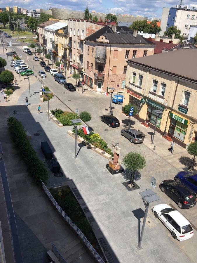 Family & Business Elegant Apartments Rynek Centrum Downtown - 2 Bedroom, Balcony, Parking Kielce Luaran gambar