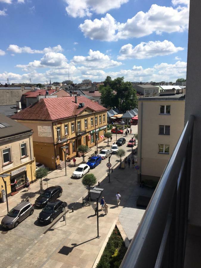 Family & Business Elegant Apartments Rynek Centrum Downtown - 2 Bedroom, Balcony, Parking Kielce Luaran gambar
