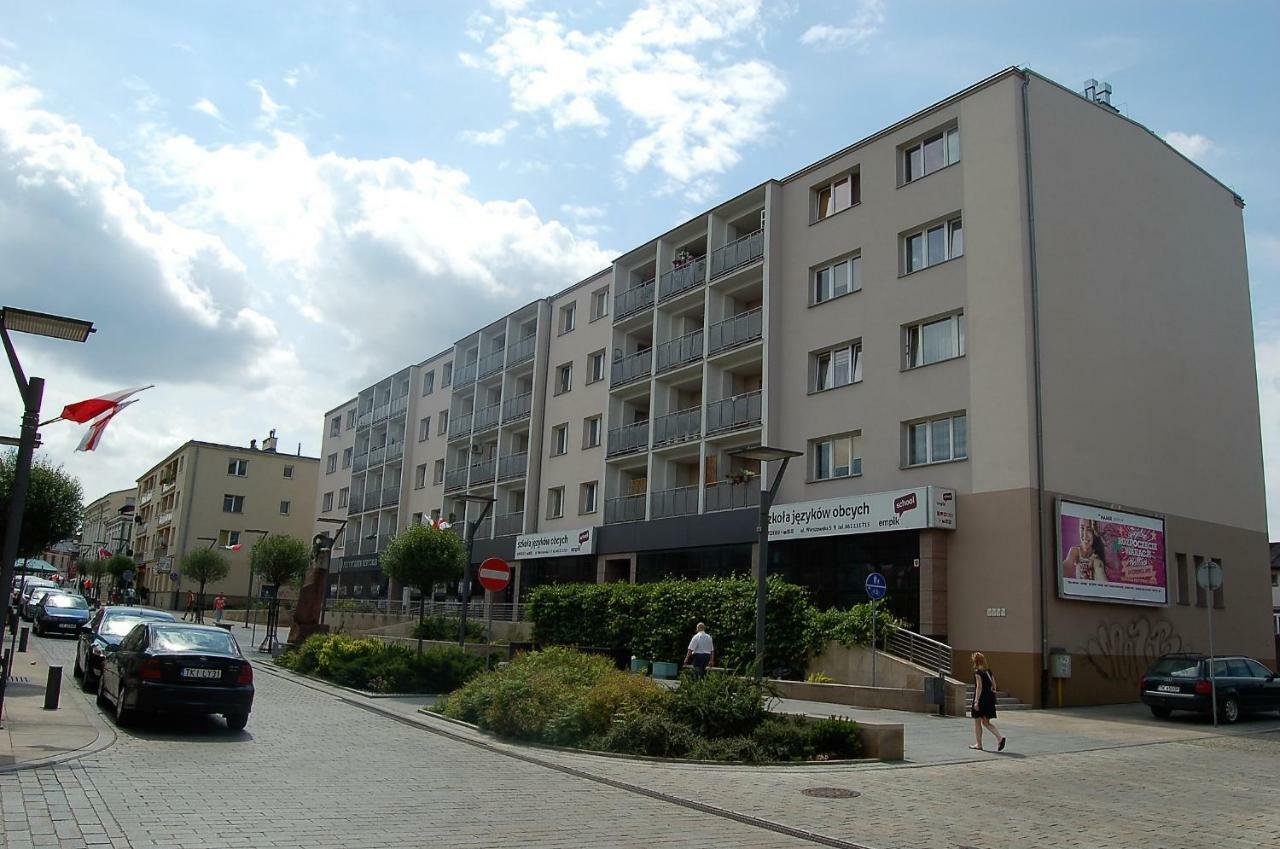 Family & Business Elegant Apartments Rynek Centrum Downtown - 2 Bedroom, Balcony, Parking Kielce Luaran gambar