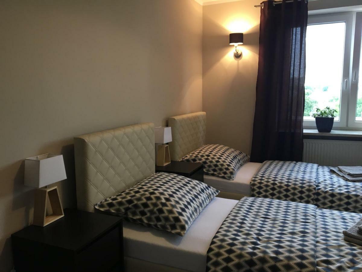Family & Business Elegant Apartments Rynek Centrum Downtown - 2 Bedroom, Balcony, Parking Kielce Luaran gambar