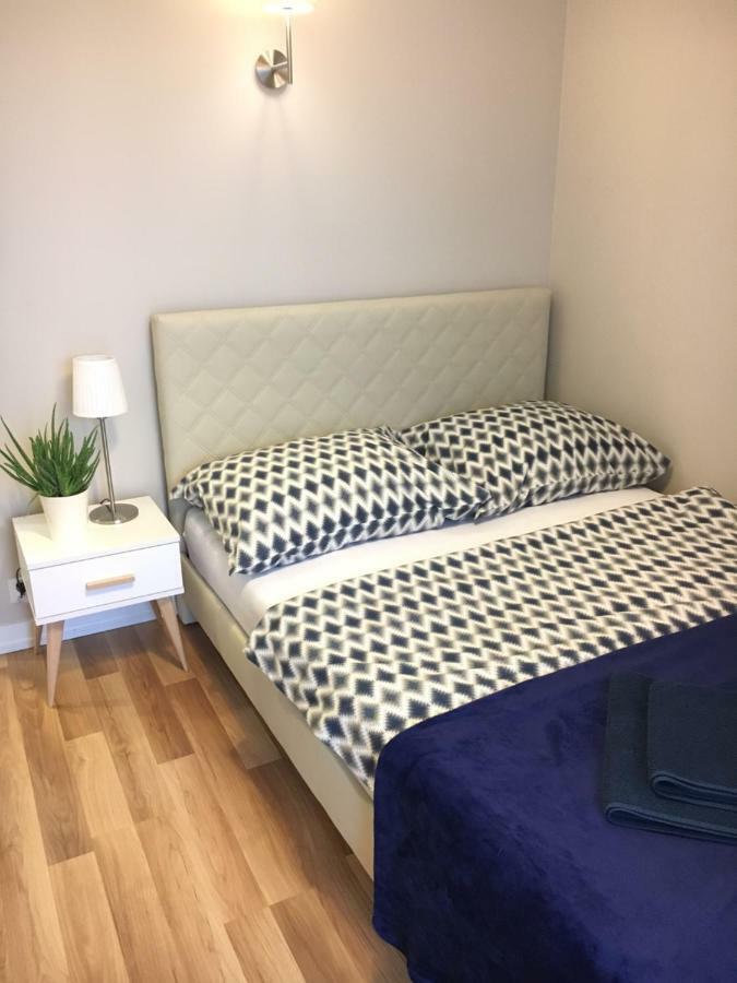 Family & Business Elegant Apartments Rynek Centrum Downtown - 2 Bedroom, Balcony, Parking Kielce Luaran gambar