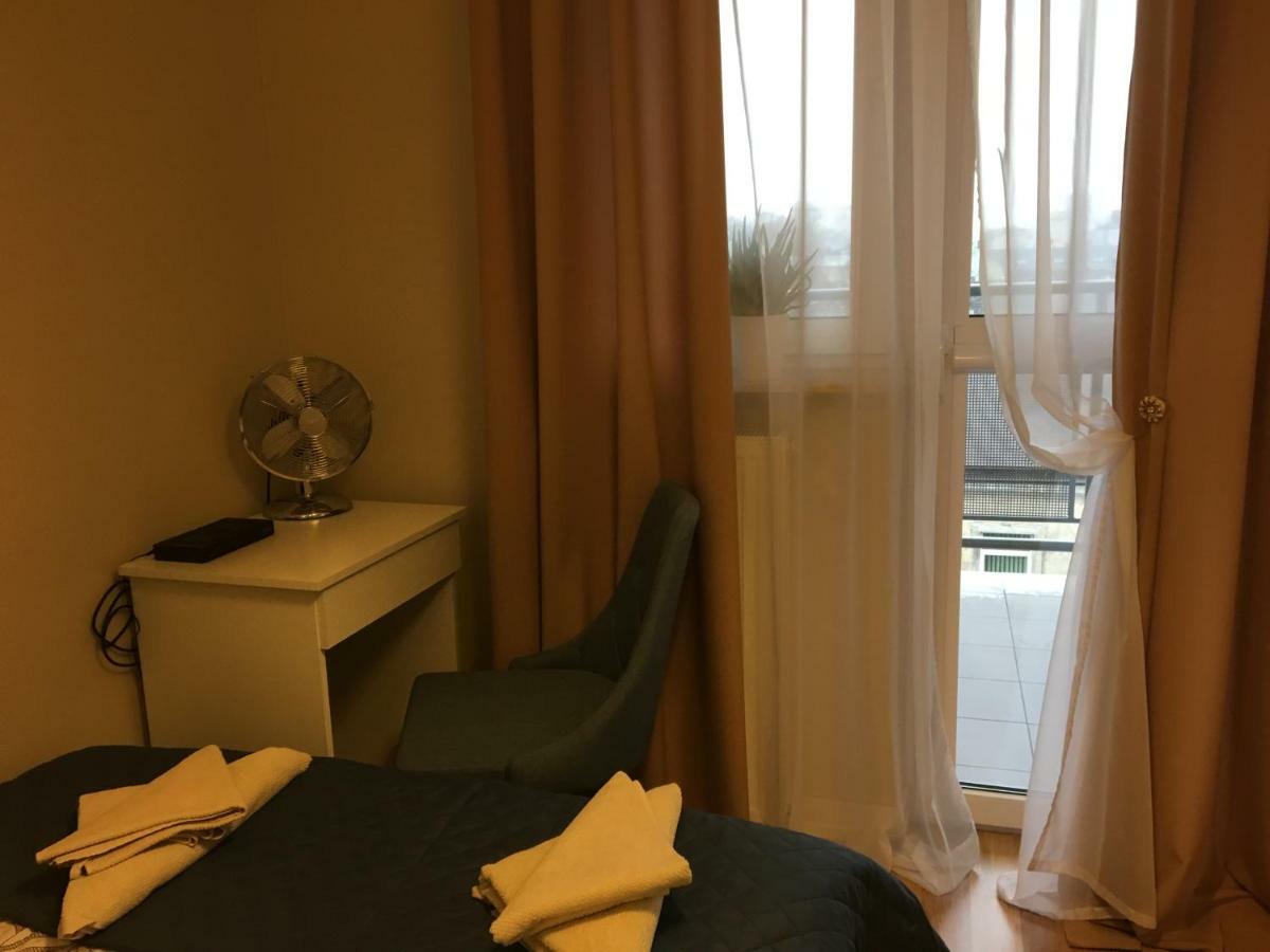 Family & Business Elegant Apartments Rynek Centrum Downtown - 2 Bedroom, Balcony, Parking Kielce Luaran gambar